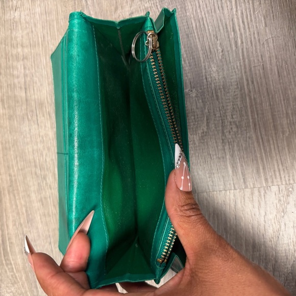 💚 Yves Saint Laurent YSL Green Leather Long Wallet - Picture 5 of 10